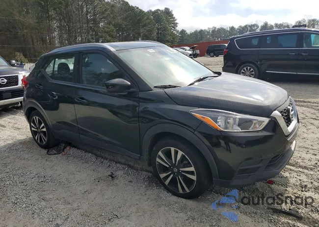 3N1CP5CVXLL493953: 76651575