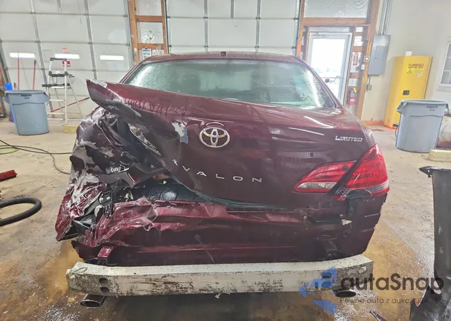 4T1BK36B29U338952: 76237805