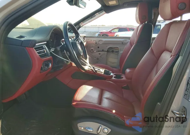 WP1AF2A55PLB57796: 77414665