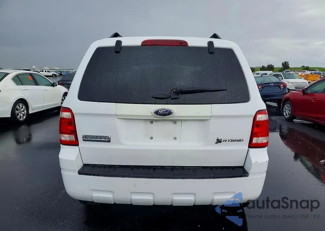 1FMCU49H98KA60596: 77232005