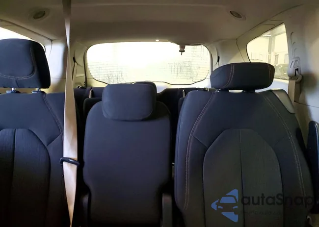 2C4RC1CGXHR507096: 76261785