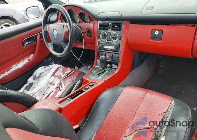 WDBKK47F4WF069699: 76401395