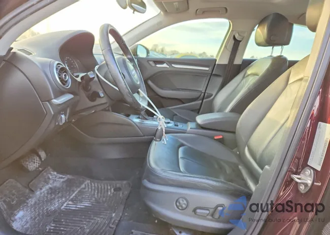 WAUACGFF8F1011571: 76768595