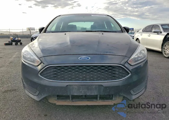 1FADP3F26JL262425: 76275935