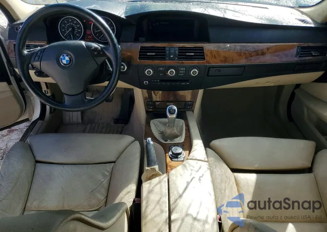 WBAPT7C53ACW98297: 76122135