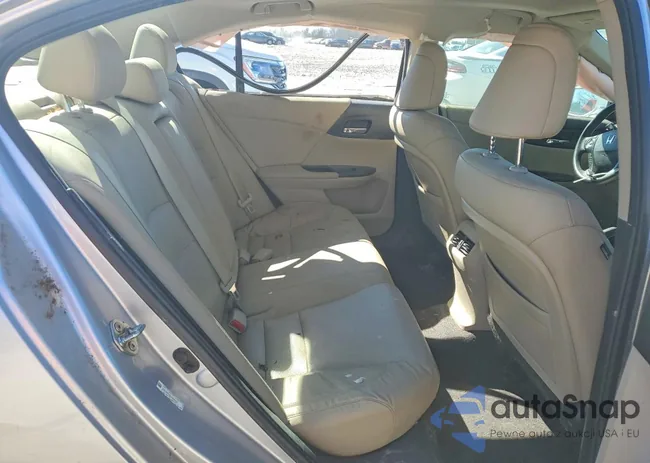 1HGCR6F55EA003648: 77358545