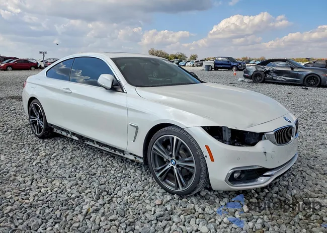 WBA4W3C58JAE99621: 76633435