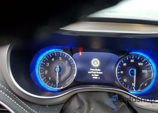 2C4RC1GG4RR190458: 79032935