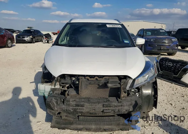 3N1CP5CV1RL537623: 77368225