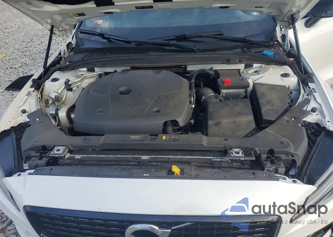 7JR102FM9MG095053: 77638495