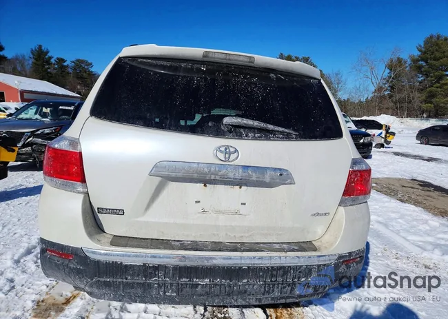 5TDBK3EH7DS277900: 76868675