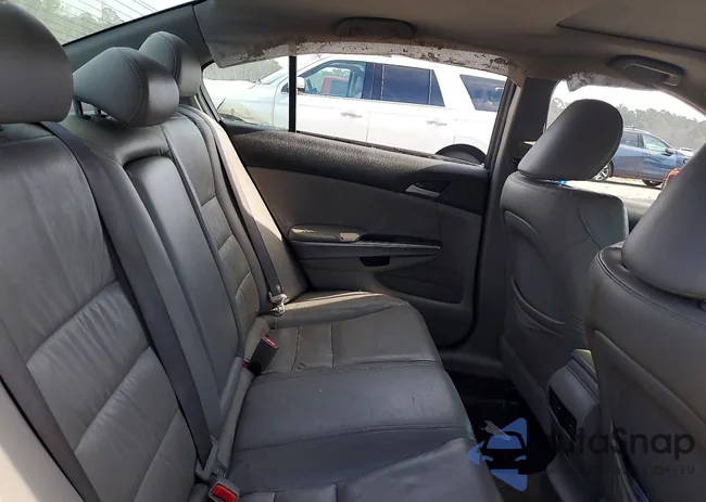 1HGCP2F80AA124431: 75411225