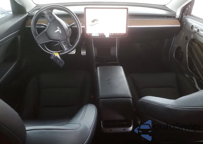 5YJ3E1EB1JF083357: 77605045