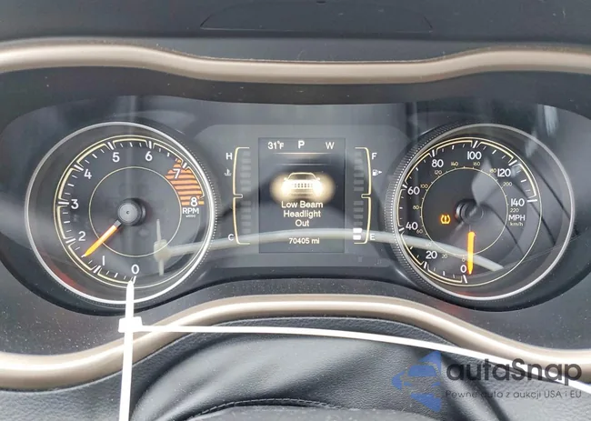 1C4PJMCS5GW142738: 75791345