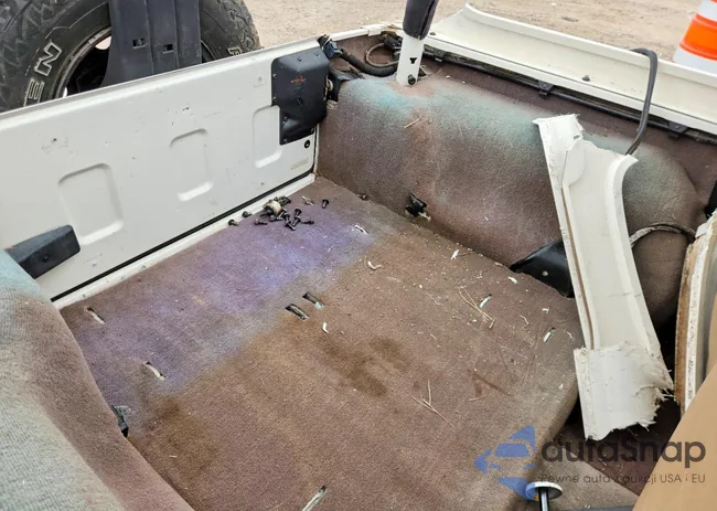 1J4FY19S2XP434204: 78954715