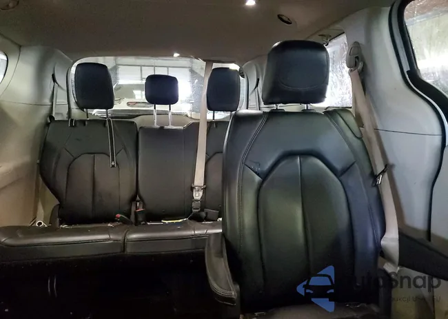 2C4RC1BG8LR269193: 75494855