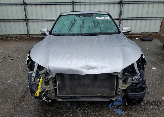 1HGCR3F83FA018742: 75687295