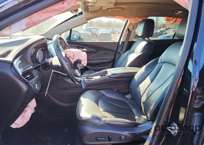 LRBFX2SA1JD017048: 75813755