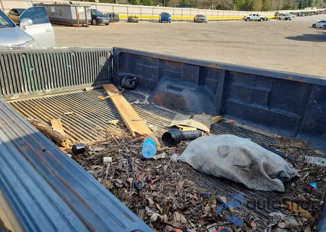 1FTNF20L6YEB09104: 78415555