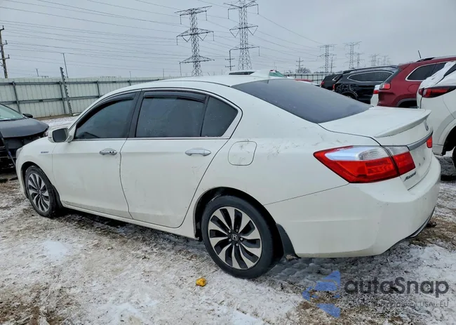 1HGCR6F33EA003209: 75194935