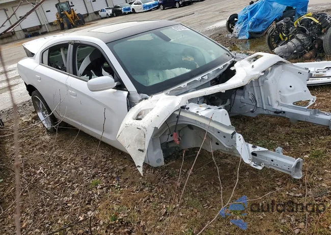 2C3CDXCT8JH340143: 97931235