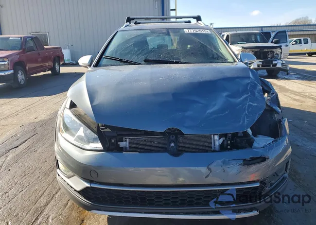 3VWH17AU5HM510831: 77752615