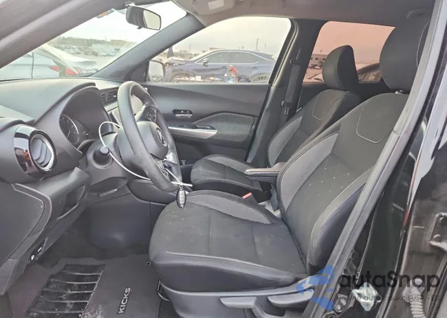 3N1CP5CV3LL549618: 77072865