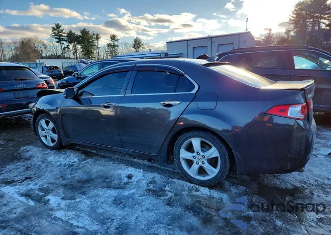 JH4CU2E61AC027068: 77347315