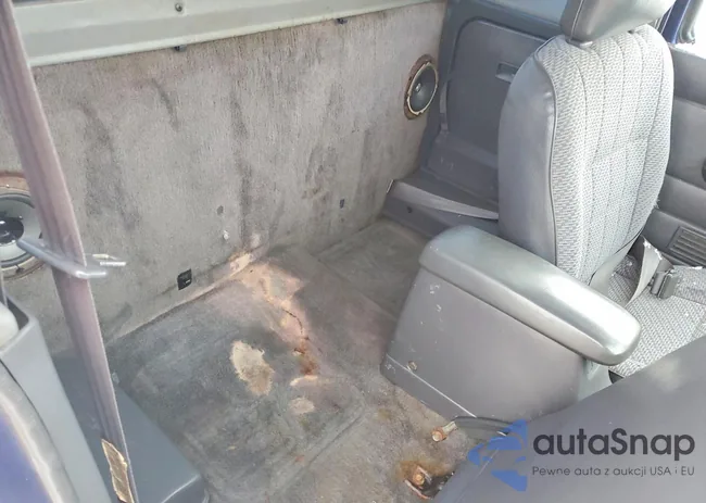 1N6SD16Y3VC359247: 77282595