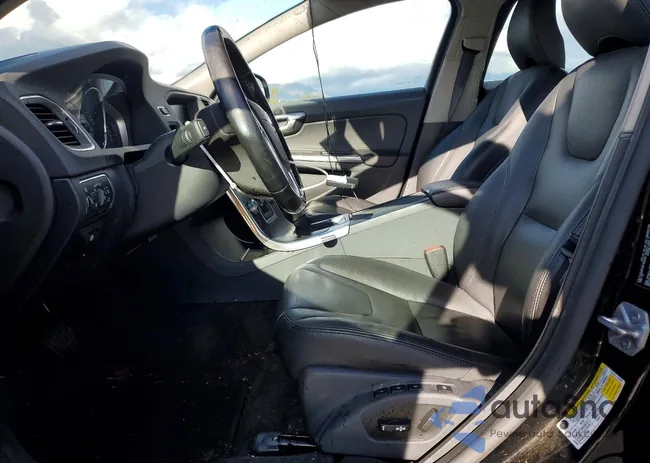 YV126MFM4F1369482: 77780225