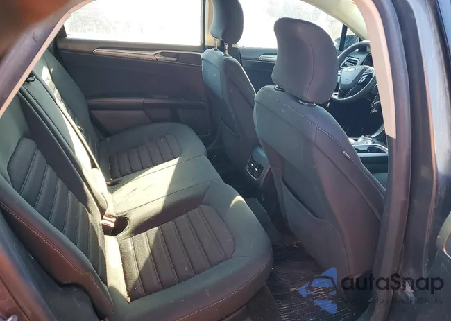 3FA6P0HD6JR272797: 76950615