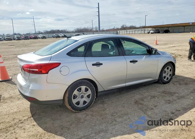 1FADP3E27GL238029: 75852845