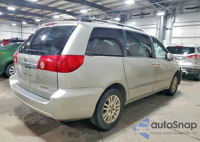 5TDBK22C28S019051: 76776505