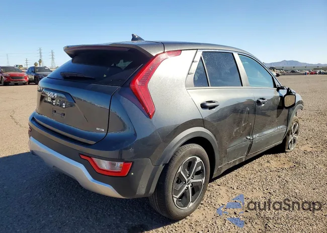 KNDCP3LE2T5319358: 76257115