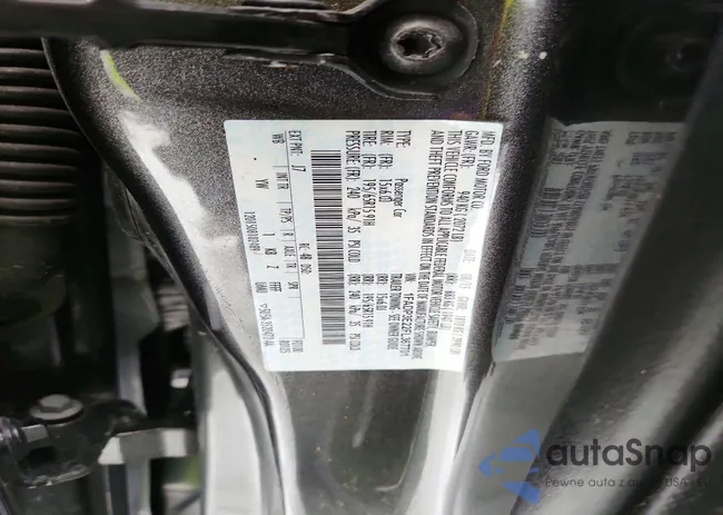 1FADP3E22FL367701: 74949905