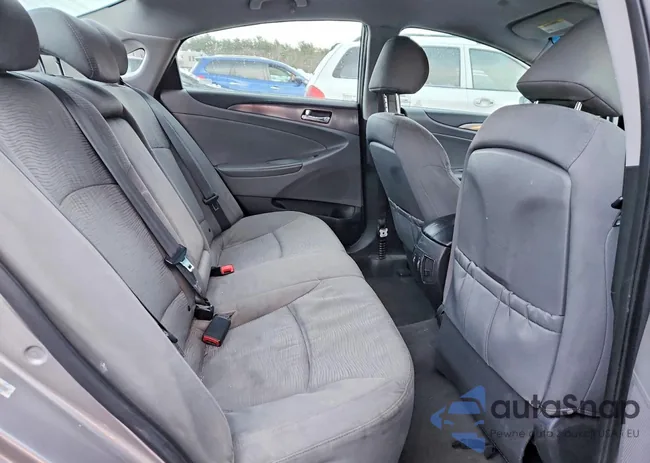 KMHEC4A4XBA001705: 76230245