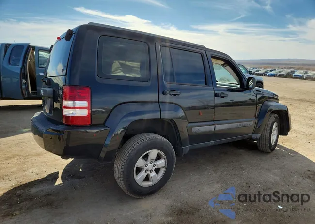 1C4PJMAK5CW121370: 75697015