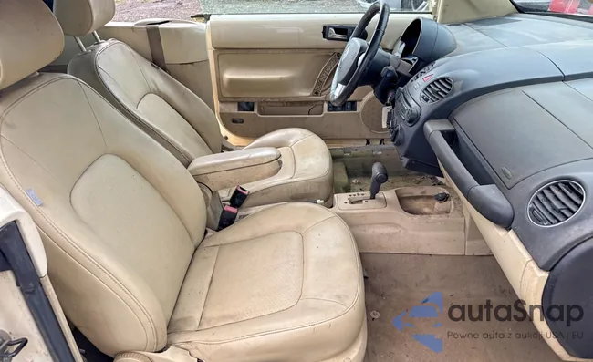 3VWRF31Y28M411370: 75705335