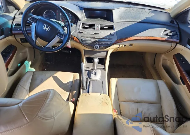 1HGCP2F86BA068240: 75384155