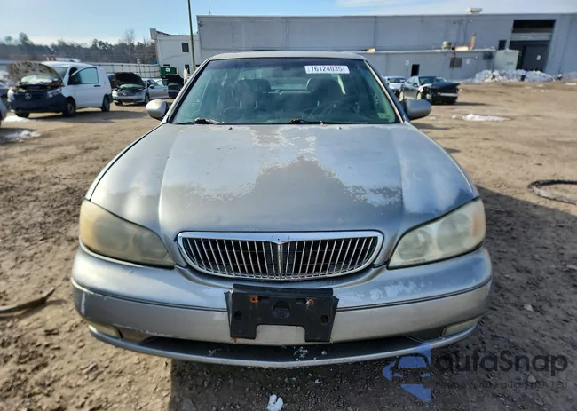 JNKCA31A9YT102909: 76124035