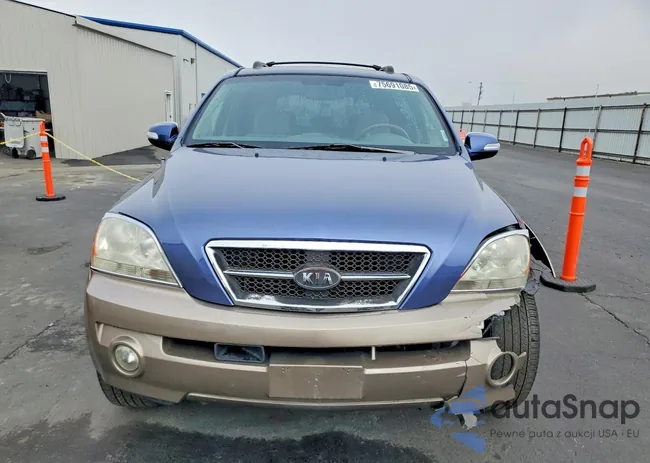 KNDJD733055484558: 75691085