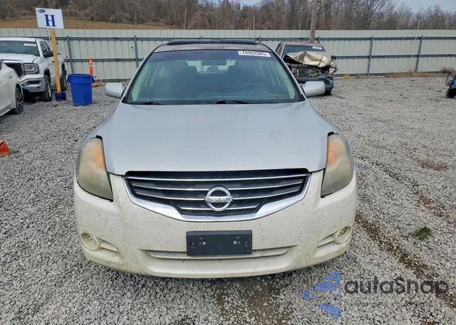 1N4AL21E38C147155: 76969385