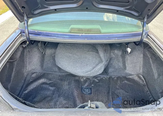 1G6DW52P2SR713426: 77160885