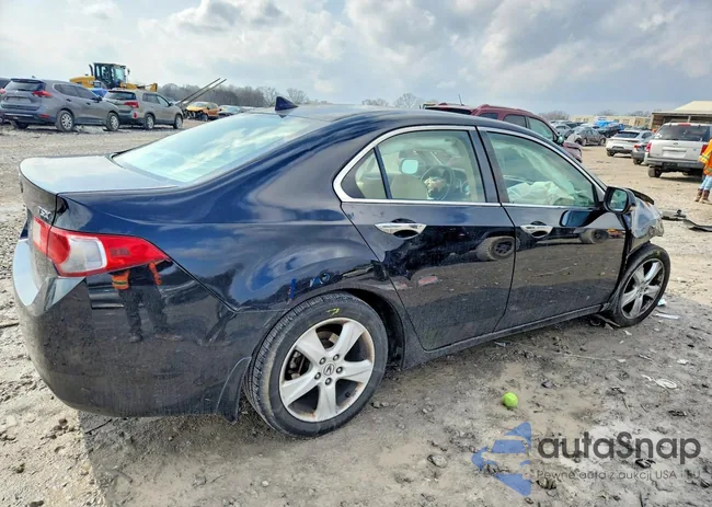 JH4CU26669C028906: 78239705