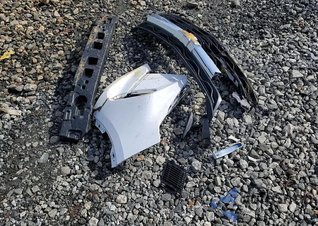 3GNKBHR44SS208926: 79417785