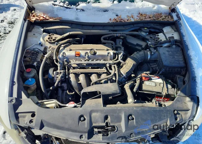 1HGCP2F86BA068240: 75384155