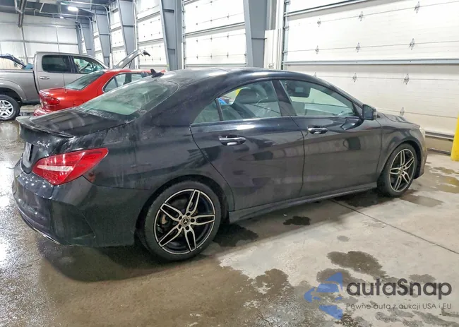 WDDSJ4GB1KN726532: 76421855