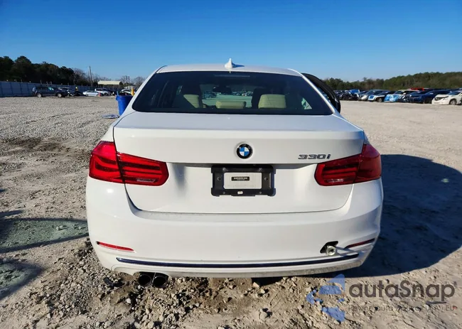 WBA8B9C52JK676932: 78755675