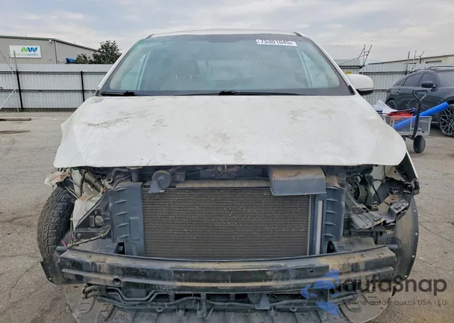 KNDMB5C18F6057856: 75301045