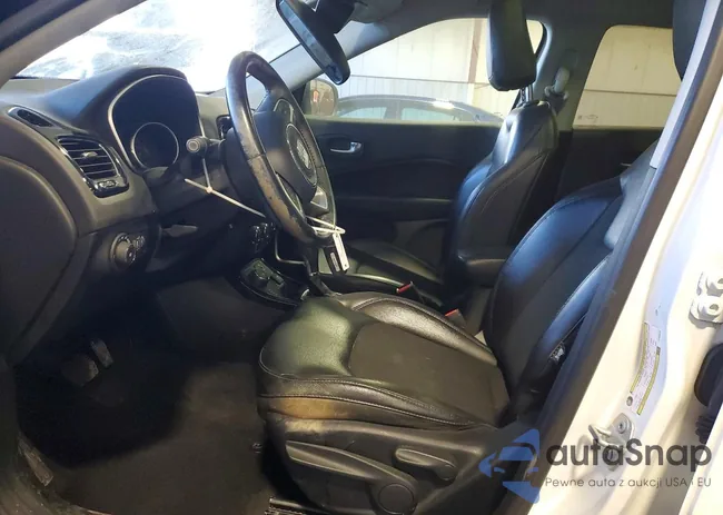 3C4NJDBBXJT433578: 75552725